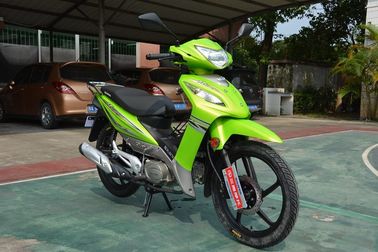 Çin Yeşil Renkli Cub Motosiklet, 4 Zamanlı Scooter Cub Disk / Drum Frenleme Modu Fabrika